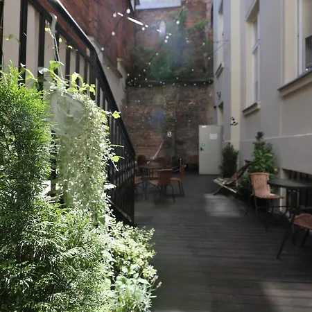 Deja Vu Hostel