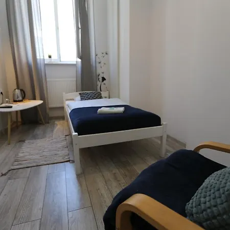 Hostel Deja Vu
