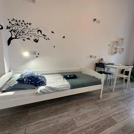 Deja Vu Hostel