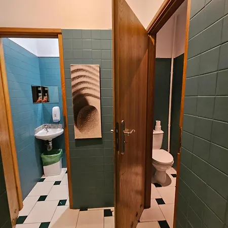 Hostel Deja Vu