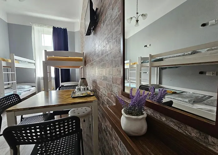 Deja Vu Хостел