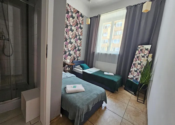 Хостел Deja Vu *