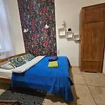 Deja Vu Hostel